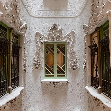 Martina Hostal *