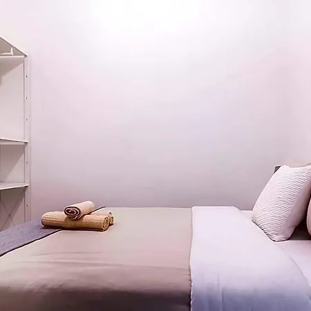 B-garden Bcn Hostel *