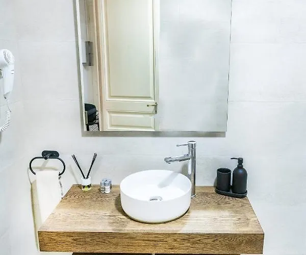 B-garden Bcn Ostello